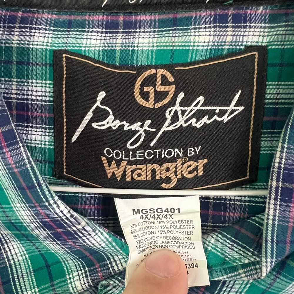 Wrangler Men's Blue and Green Plaid Button Down Shirt